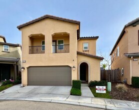 Building Photo - 6367 E Creek View Ln