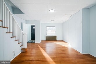 Building Photo - 1735 Mifflin St