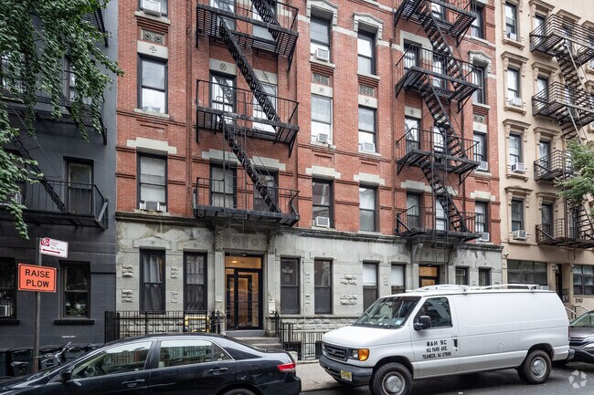 Foto del edificio - 220-222 E 84th St