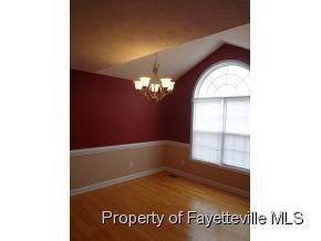 Building Photo - 3 br, 2.5 bath House - 1525 Ellie Avenue