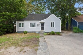 Building Photo - 3406 Tidewater Dr