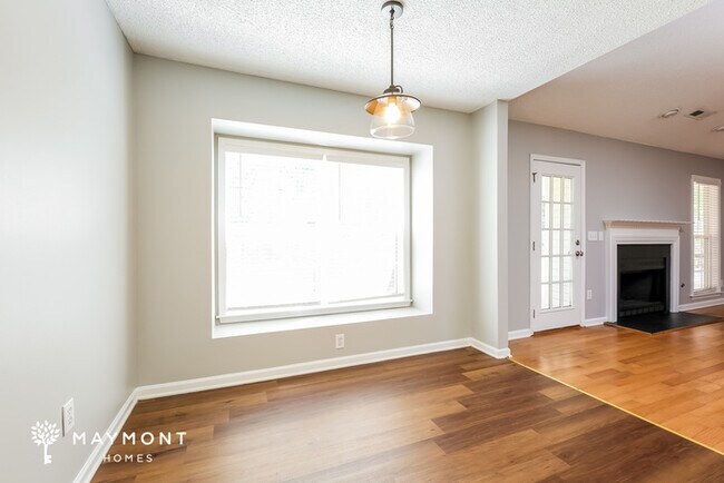 Foto del edificio - 202 Pheasant Ridge Dr