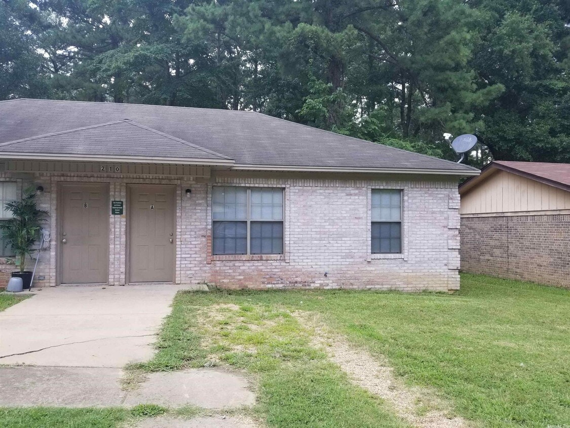 210 Bellevue Cir, Jacksonville, AR 72076 Townhome Rentals in Jacksonville AR