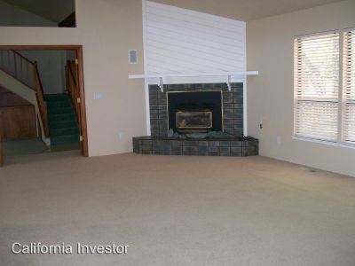 Building Photo - 1208 Racquet Club Dr
