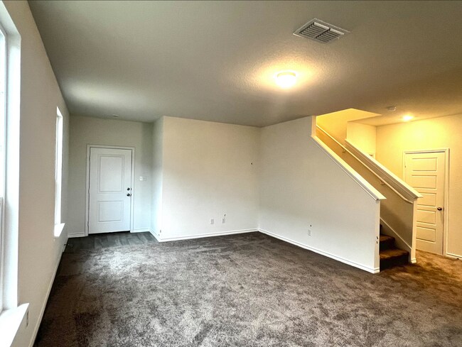 Building Photo - 7510 Fishbowl Ln