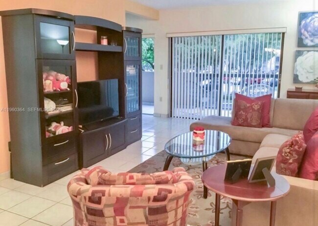 Foto del edificio - 5800 SW 127th Ave