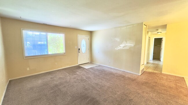 Building Photo - 4270 Deerfield Hills Rd