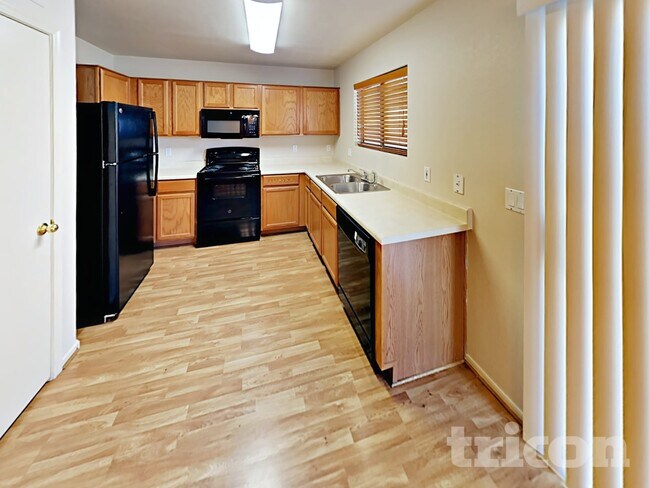 Building Photo - 15030 W Eureka Trail