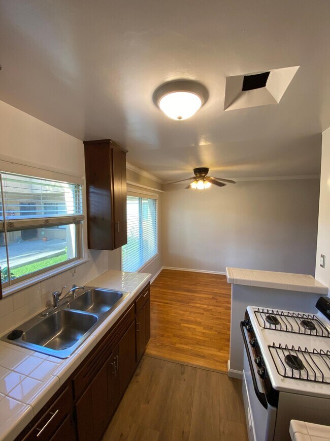 kitchen - 1101 E Grand Ave