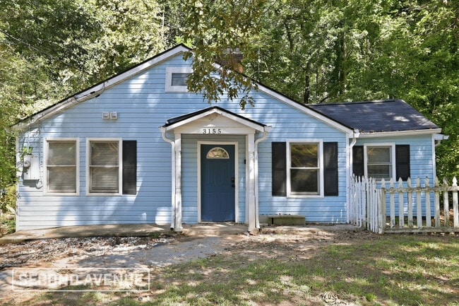 Building Photo - 3155 Oakcliff Rd NW