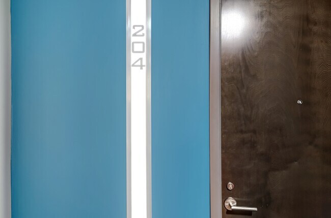 Foto del edificio - 2115 Yeaman Pl