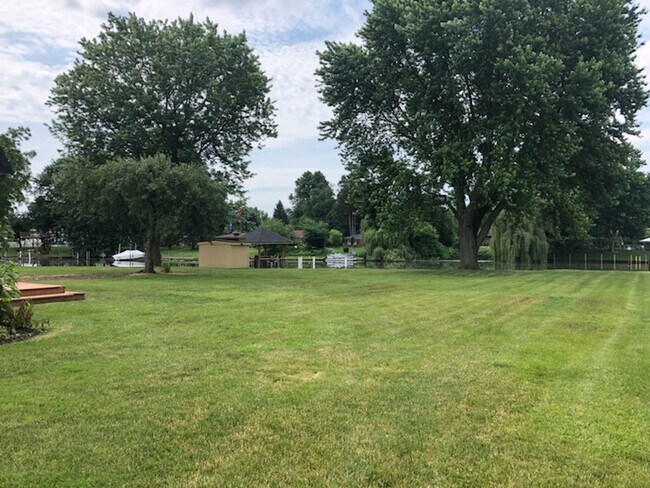 Backyard - 25540 N River Rd