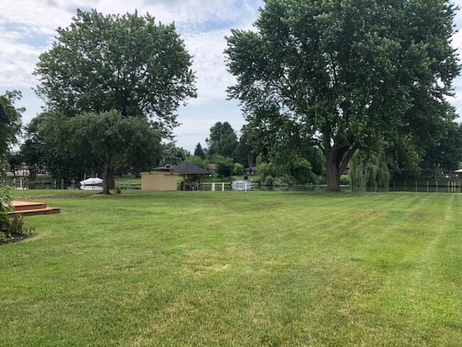 Backyard - 25540 N River Rd