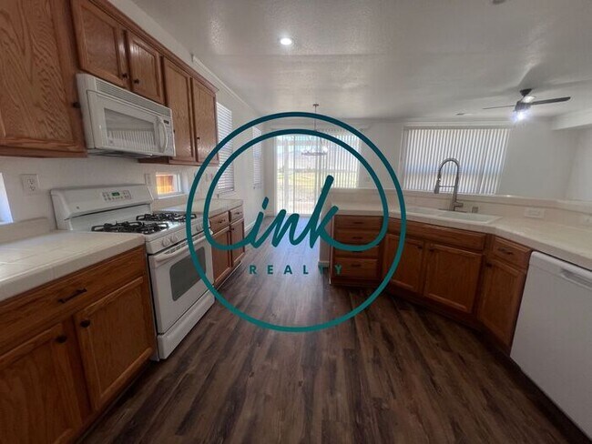 Foto del edificio - Single Family Home for Rent on Dayton Vall...