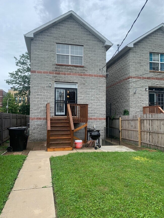 Back yard - 3520 S Prairie Ave