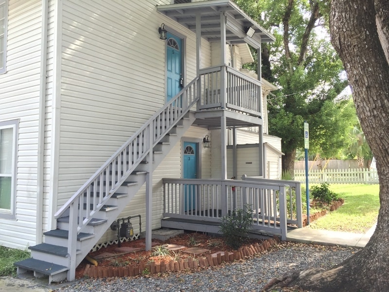 146 E Voorhis Ave Unit 5, DeLand, FL 32724 Condo for Rent in DeLand