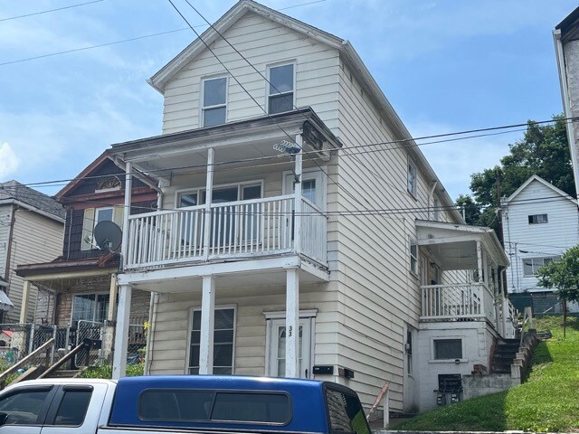 Foto del edificio - 133 Thompson Ave