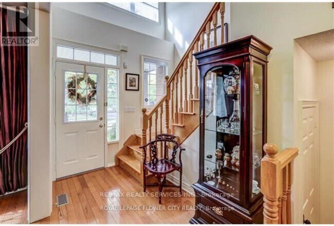 Photo du bâtiment - 23 Merlin Dr