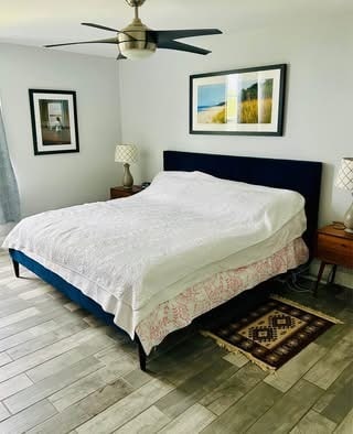 Foto del edificio - 6903 Cypress Rd