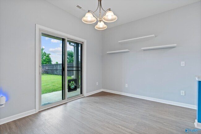 Foto del edificio - 2422 Hobbstone Cir
