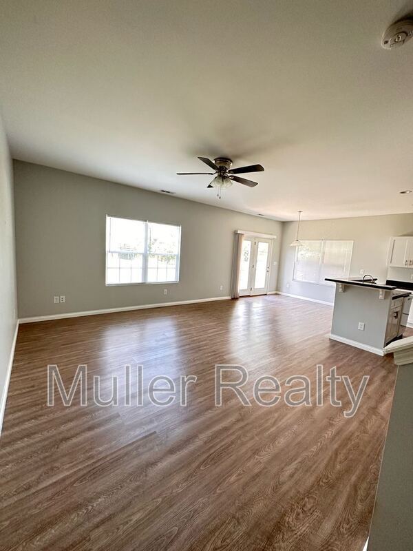 Building Photo - 4803 Fennel Rd