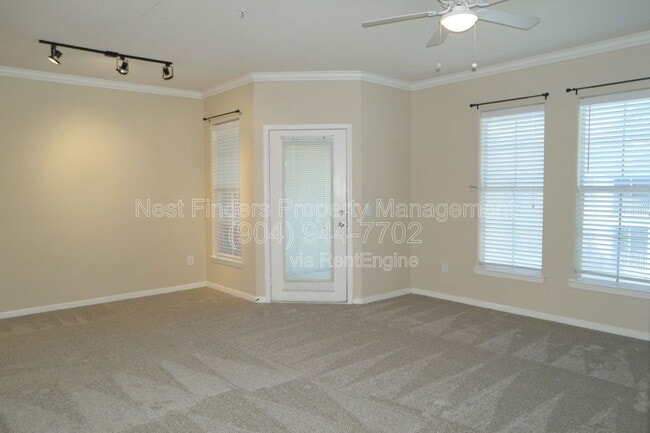 Building Photo - 8290 Gate Pkwy W