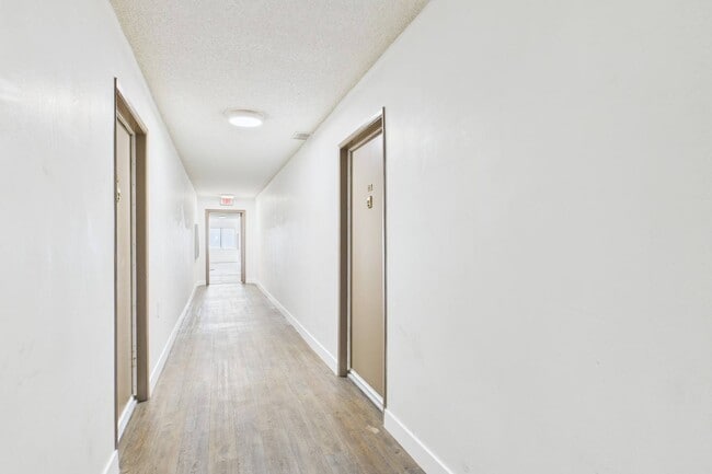 Foto del edificio - Willis Park West