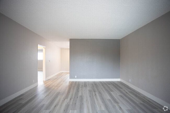 2BR, 2BA-1016 SF - DIPLOMAT PARK APARTMENTS