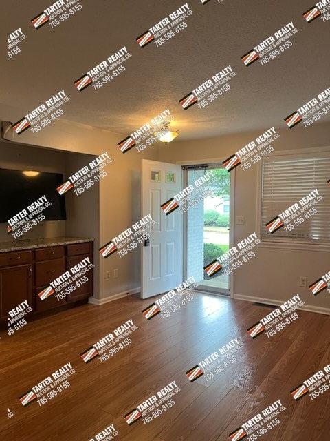 Building Photo - 4804 N Pebble Ct