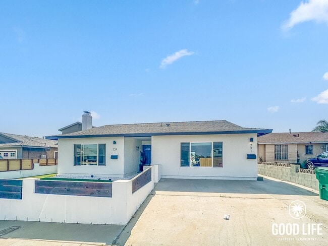 Building Photo - 731-731 Reef Dr