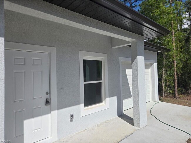 Building Photo - BRAND NEW CONSTRUCTION -SINGLE FAMILY 2/2/1