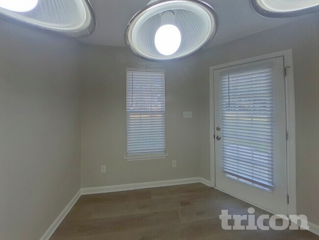 Foto del edificio - 2023 Westminster Ln