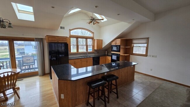 Building Photo - 120 Camp Wasigan Rd