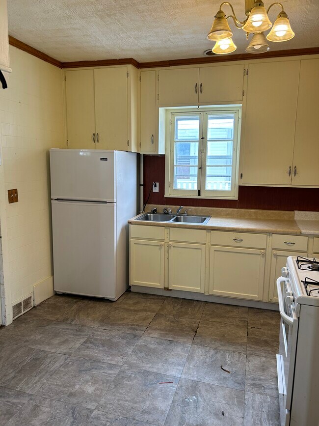 Foto del edificio - 403 W South Park Ave