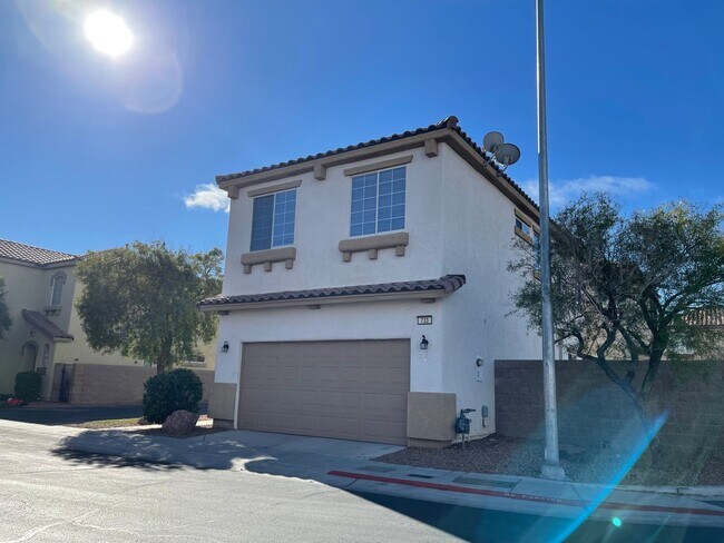 Foto del edificio - 733 Emerald Idol Pl