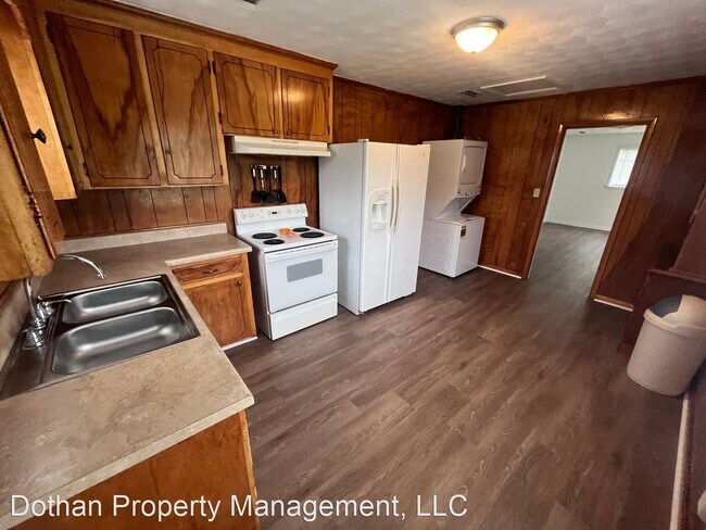 Foto del edificio - 2 br, 1 bath House - 105 Hughes Drive