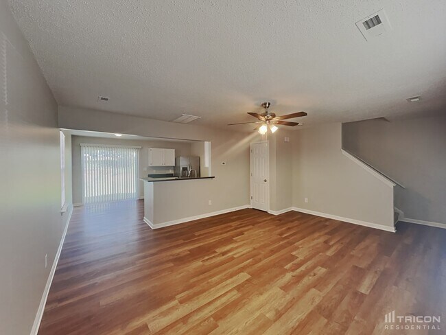 Building Photo - 11542 Stewarts Crossing Dr