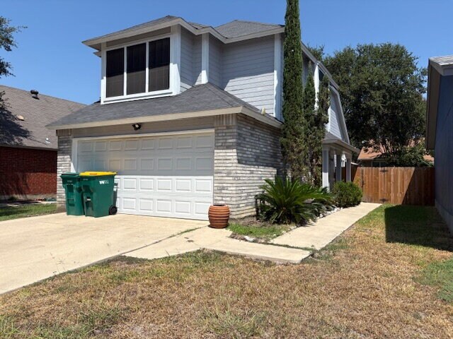 Building Photo - Cimarron 4 Bedroom Home Less Than 5 Minute...