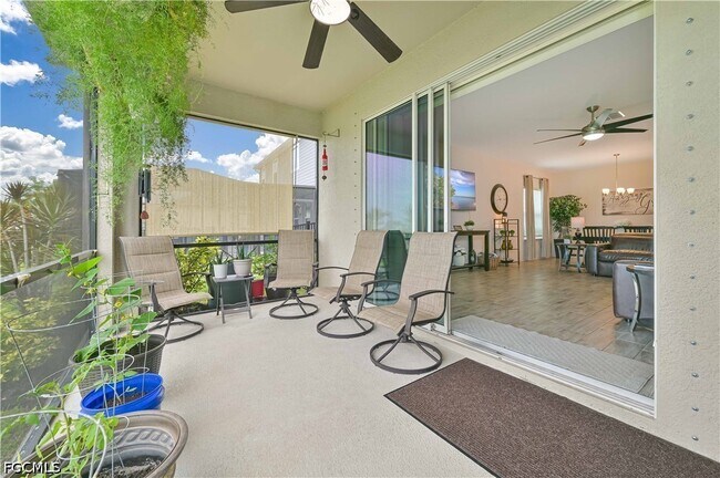 Foto del edificio - 8784 Cascade Price Cir
