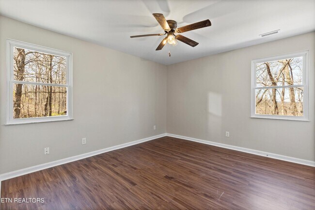 Foto del edificio - 8626 Hill Rd