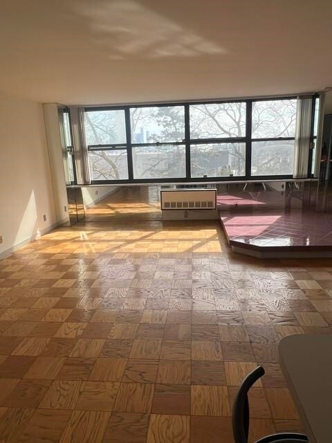 Foto del edificio - 7002 JFK Blvd E