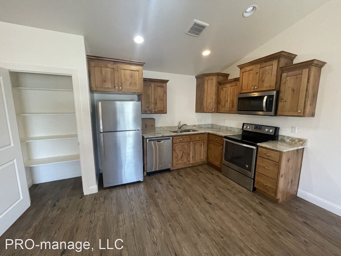 3 br, 1 bath House 3835 Deloy Dr. House Rental in Idaho Falls, ID