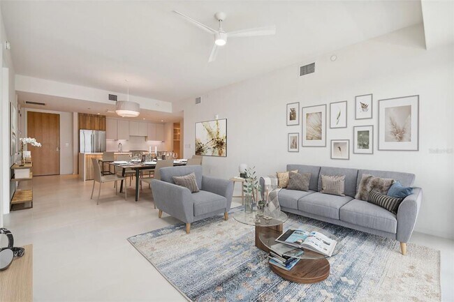 Building Photo - 1020 Sunset Point Rd