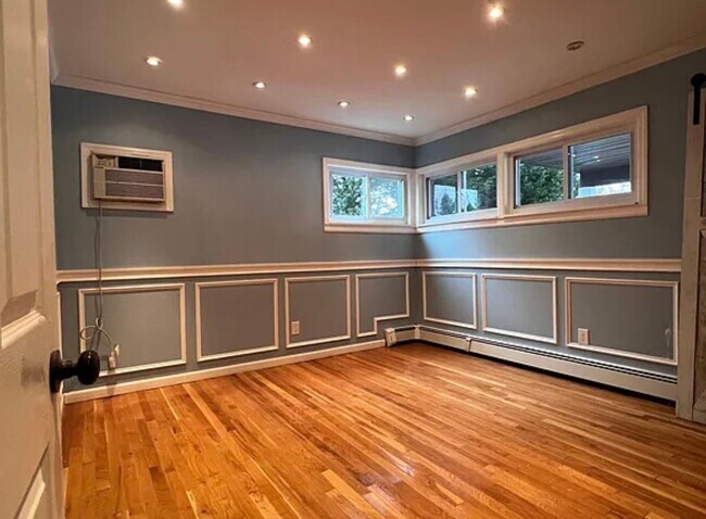 Second bedroom with closest space - 133 Wilfred Blvd