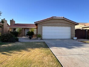 Building Photo - 4012 Island Mist Ct
