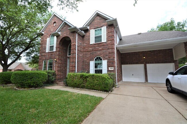 Foto del edificio - 12110 Laurel Ct