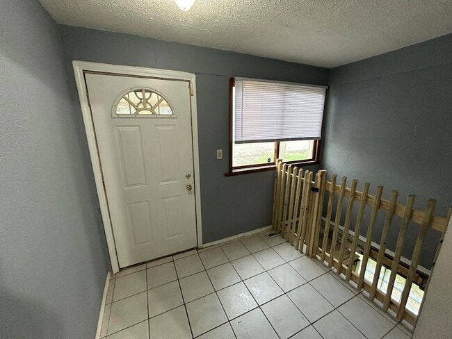 Building Photo - 3464 Pennsylvania St