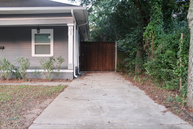 Foto del edificio - 508 N Dallas Ave
