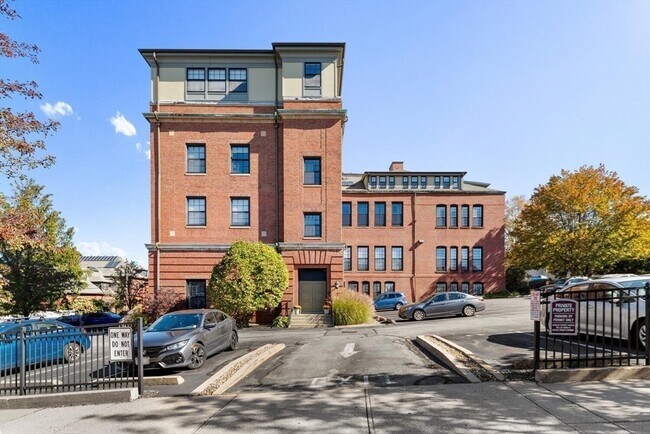 Foto del edificio - 72 Ashland St