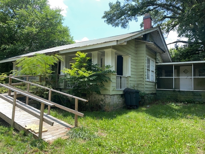 Primary Photo - 205 Louisiana St